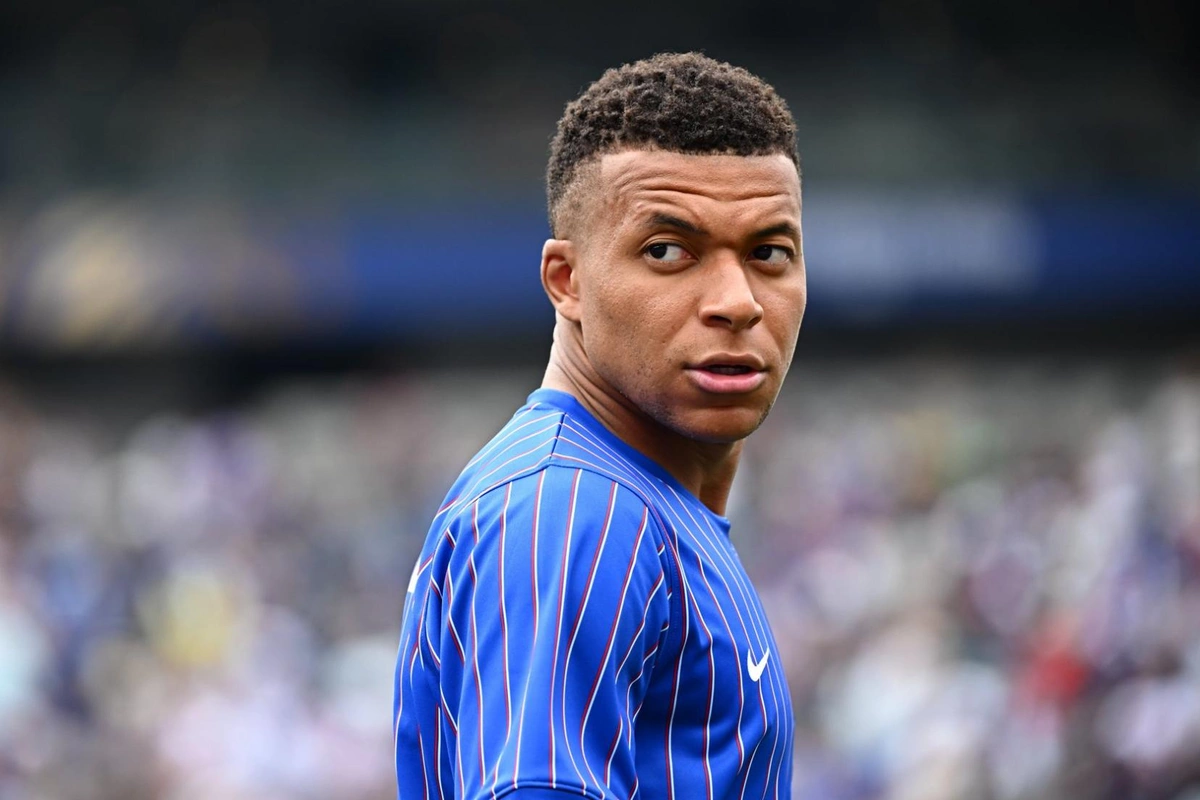 Mbappe đứng trước cơ hội xô đổ thêm kỷ lục World Cup - hình ảnh - winjun88.com Mbappe đứng trước cơ hội xô đổ thêm kỷ lục World Cup - hình ảnh - winjun88.com