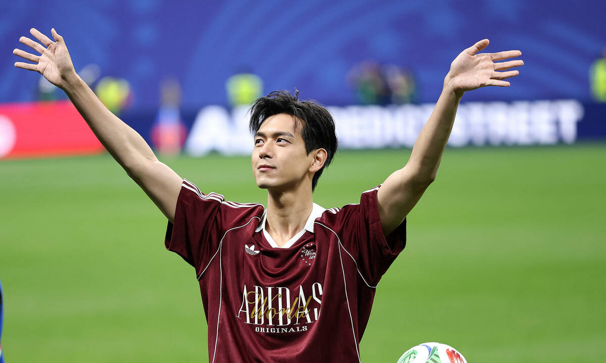 Tài tử Lý Hiện gây sốt trên sân bóng World Cup: góc nhìn mới cho người chơi Việt - hình ảnh - winjun88.com