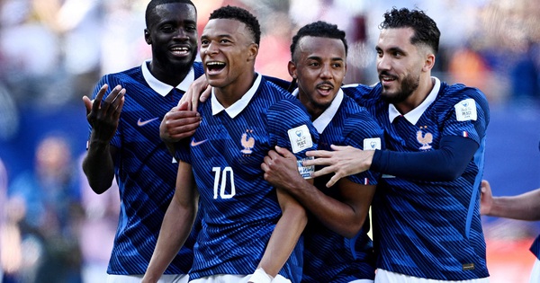 Mbappe giải quyết cuộc tranh luận nảy lửa ‘Messi – Ronaldo, ai giỏi hơn’ bằng câu trả lời gây sốc: góc nhìn mới cho người chơi Việt - hình ảnh - winjun88.com