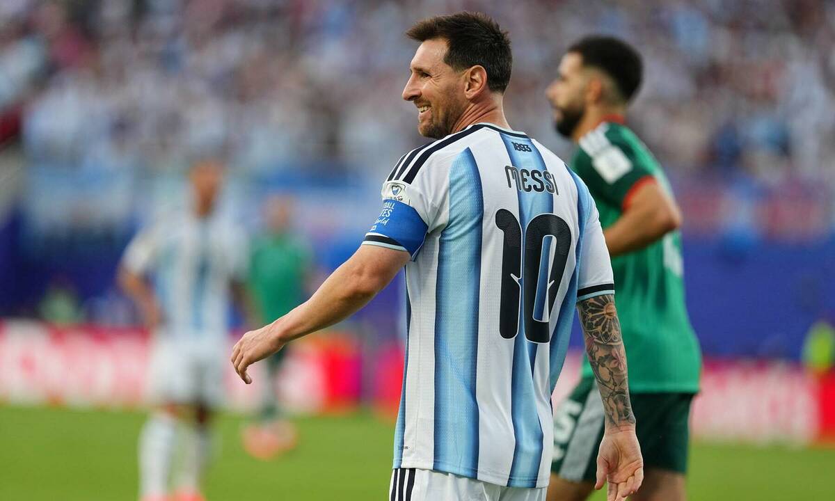 Chiến thuật đi bộ thông minh của Messi: Bí quyết ghi 6 bàn tại World Cup 2026 - hình ảnh - winjun88.com Chiến thuật đi bộ thông minh của Messi: Bí quyết ghi 6 bàn tại World Cup 2026 - hình ảnh - winjun88.com