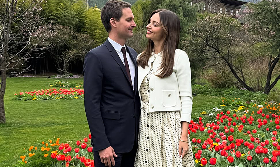 Vợ chồng Miranda Kerr và Evan Spiegel xóa nợ y tế 550 triệu USD cho người dân California - hình ảnh - winjun88.com Vợ chồng Miranda Kerr và Evan Spiegel xóa nợ y tế 550 triệu USD cho người dân California - hình ảnh - winjun88.com