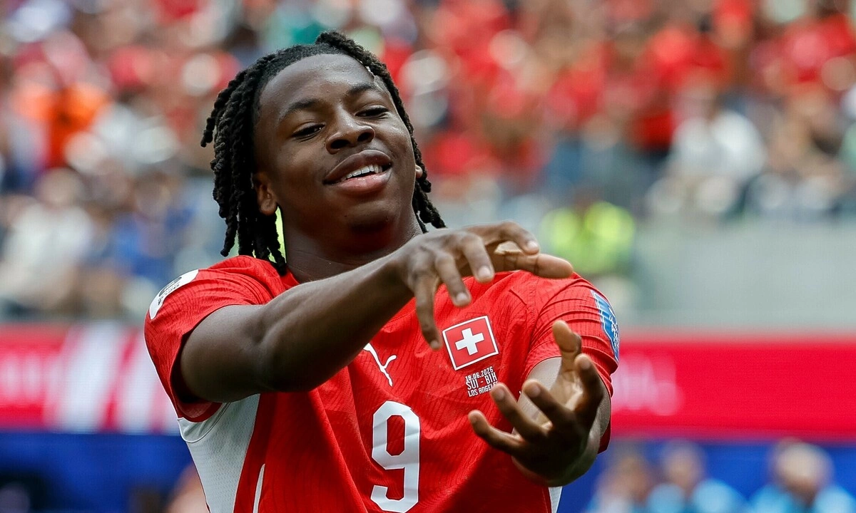 Tiền vệ 20 tuổi Johan Manzambi lập kỷ lục World Cup trong chiến thắng của Thụy Sĩ - hình ảnh - winjun88.com
