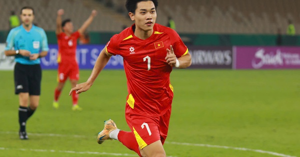 Đình Bắc, Khoa Ngô tỏa sáng: Cơ hội vàng cho fan JUN88 theo dõi đội tuyển Việt Nam - hình ảnh - winjun88.com Đình Bắc, Khoa Ngô tỏa sáng: Cơ hội vàng cho fan JUN88 theo dõi đội tuyển Việt Nam - hình ảnh - winjun88.com