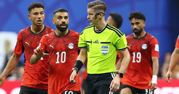 Trọng tài xử ép Ai Cập, mở đường cho Argentina vào tứ kết World Cup?: góc nhìn mới cho người chơi Việt - hình ảnh - winjun88.com Trọng tài xử ép Ai Cập, mở đường cho Argentina vào tứ kết World Cup?: góc nhìn mới cho người chơi Việt - hình ảnh - winjun88.com